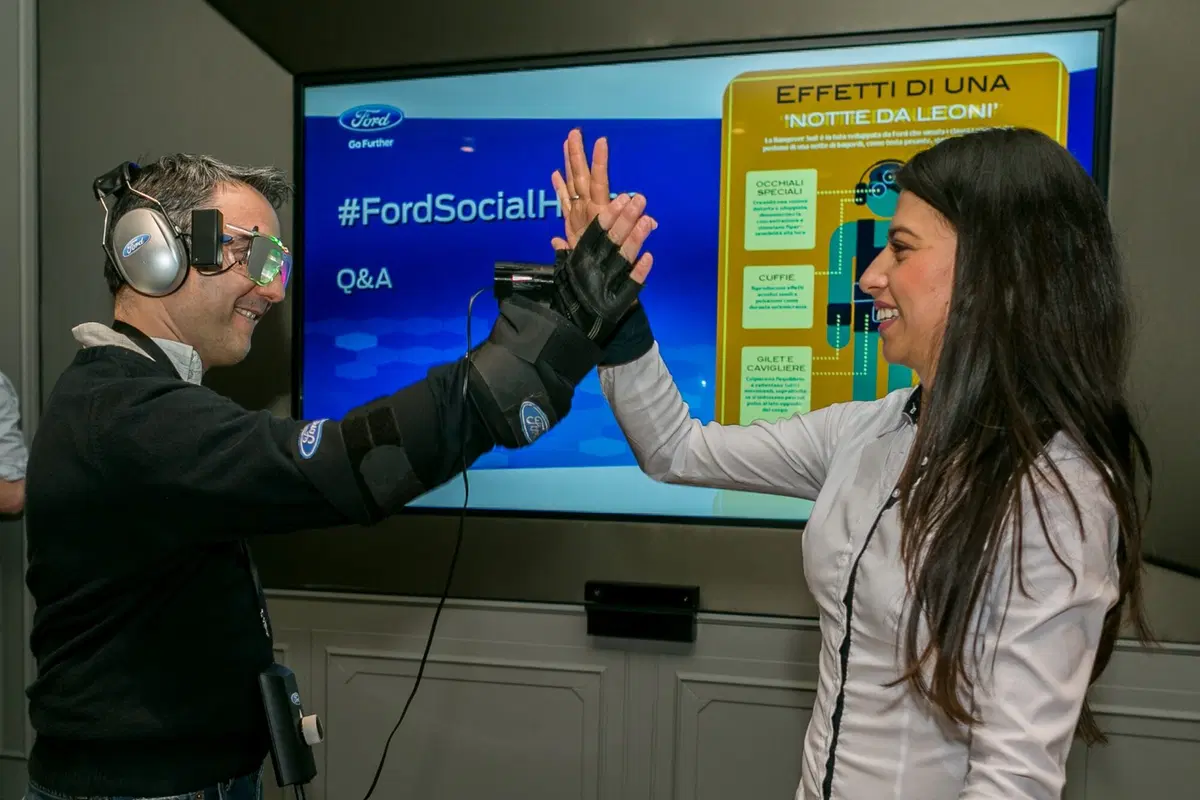 Esperienza sensoriale Ford per i giovani: capire se non si è in condizione di guidare (5)