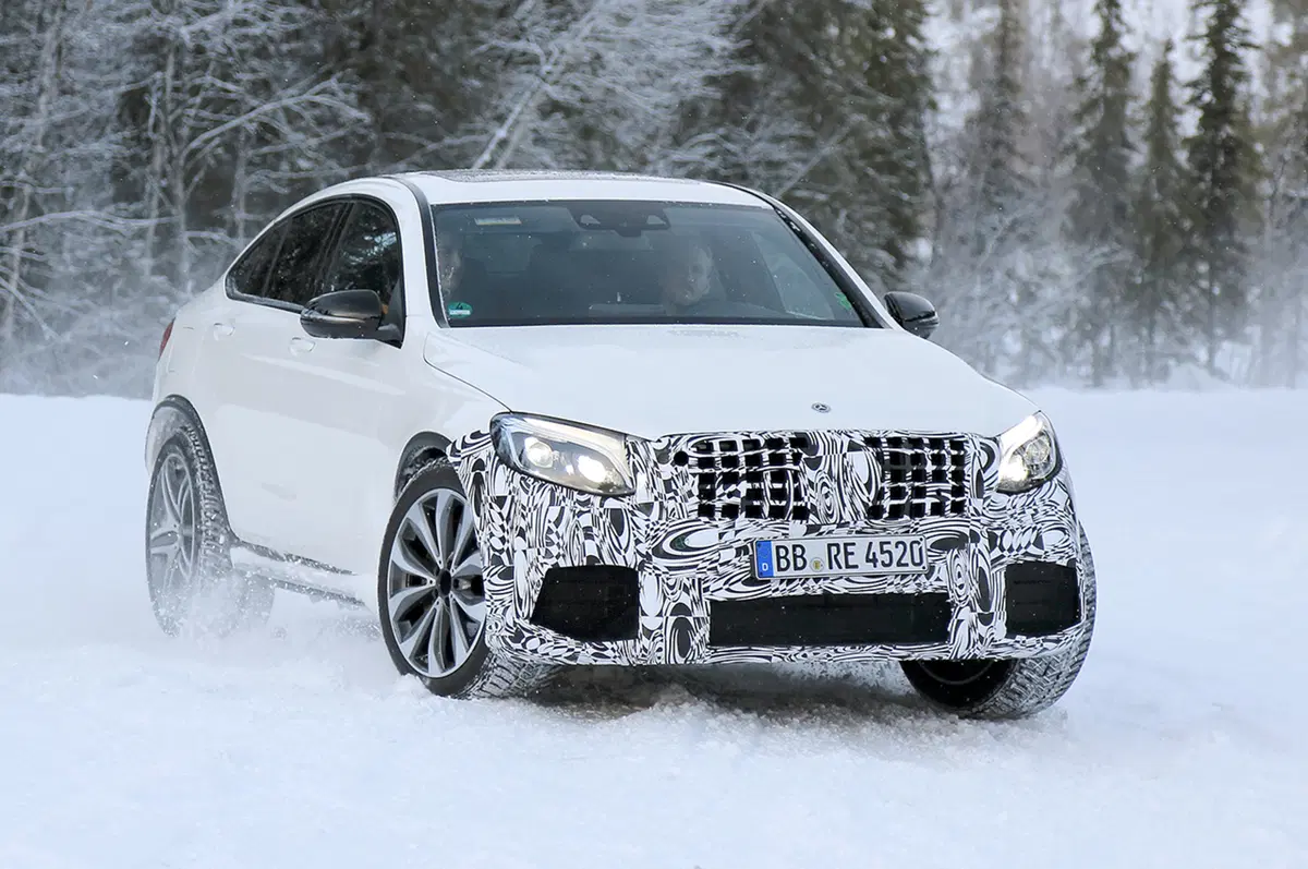 Mercedes GLC 63 AMG: il suv diventa cattivo (2)