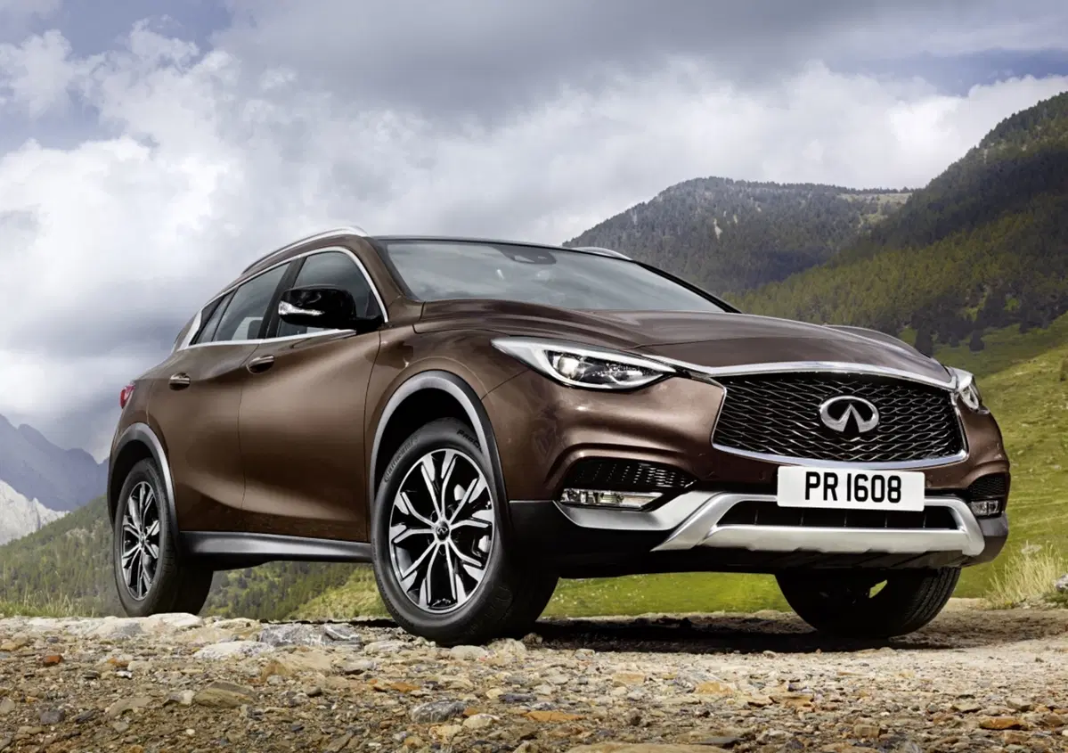 Infiniti QX30: arriva il 2.0 litri da 211 CV