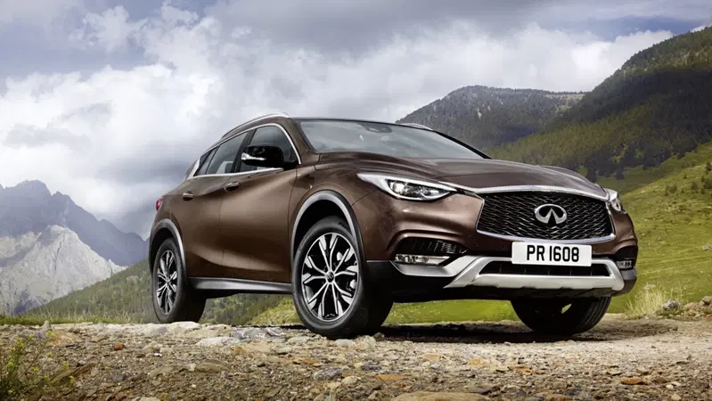 Infiniti QX30: arriva il 2.0 litri da 211 CV
