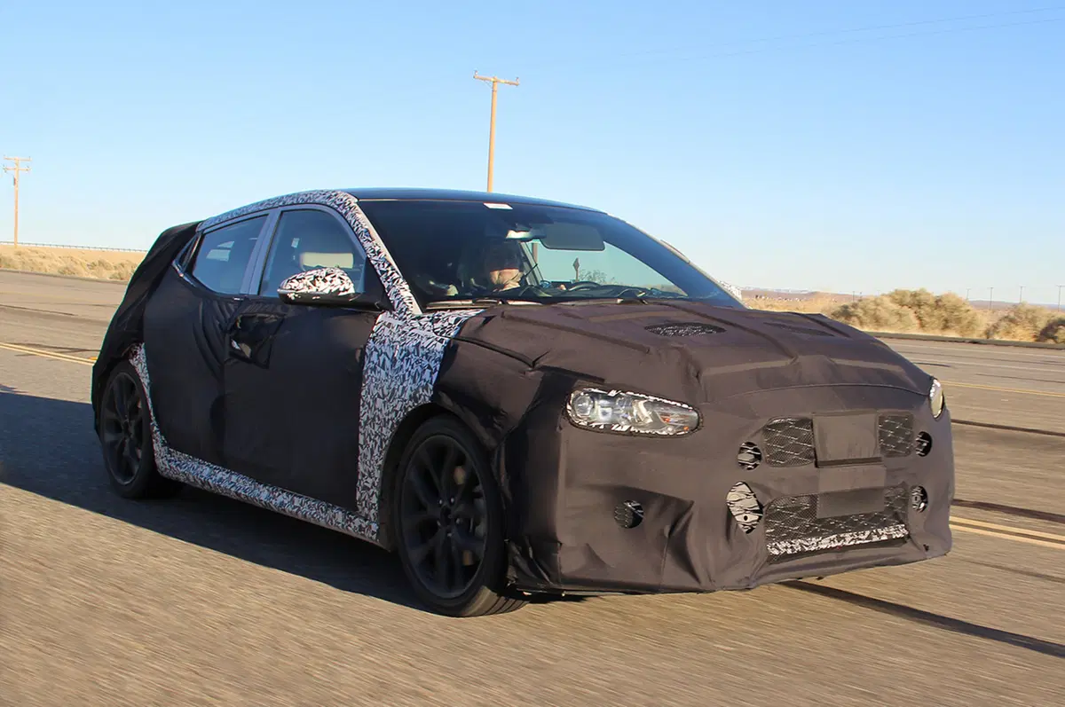 Hyundai Veloster 2019: le prime foto spia dalla California