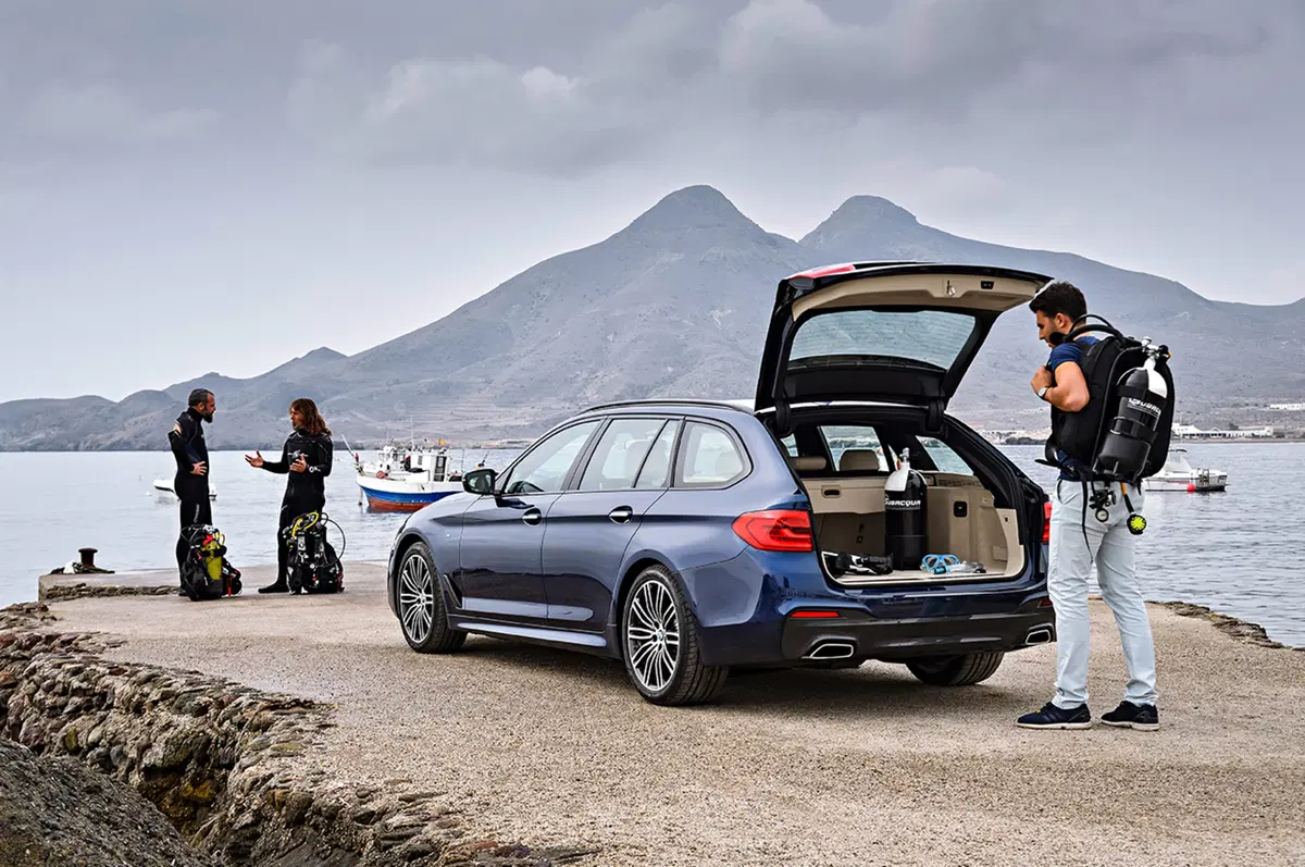 Nuova BMW Serie 5 Touring: spazio alla bavarese (9)