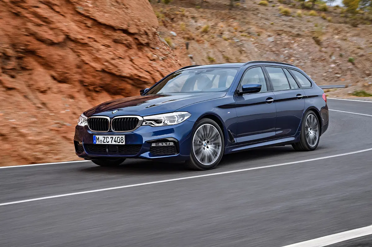 Nuova BMW Serie 5 Touring: spazio alla bavarese (3)