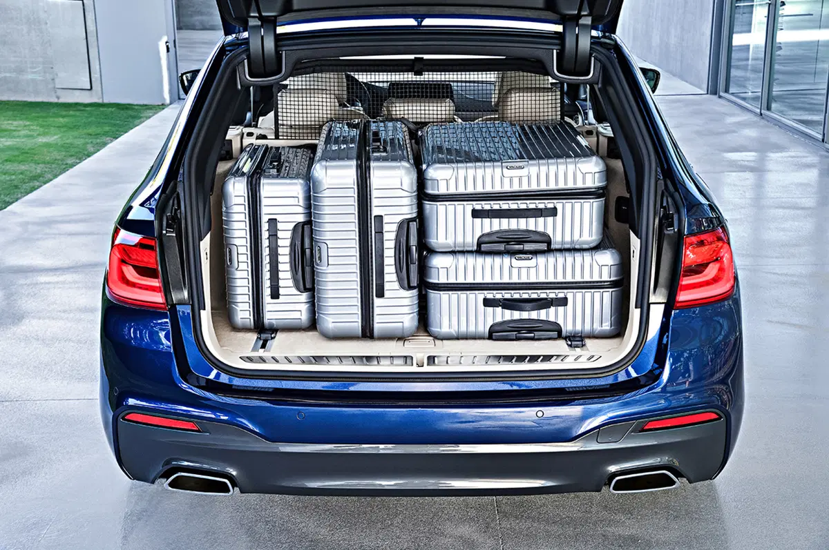 Nuova BMW Serie 5 Touring: spazio alla bavarese (11)