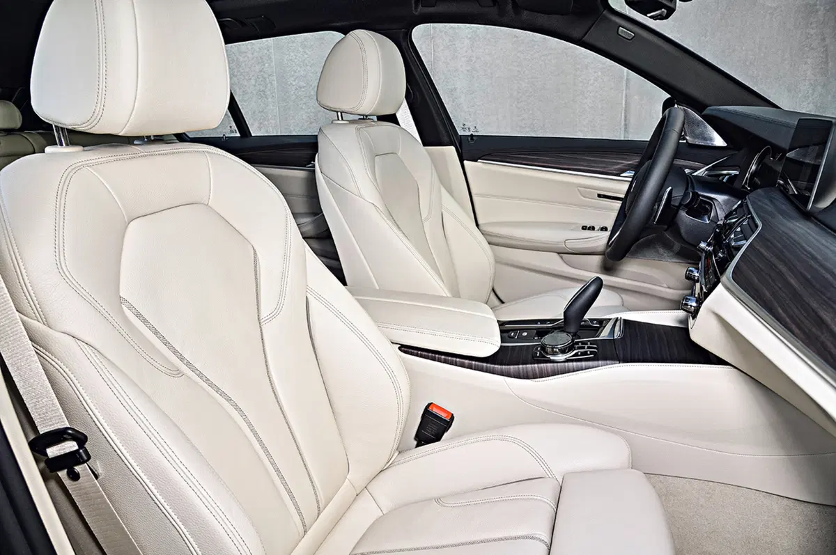 Nuova BMW Serie 5 Touring: spazio alla bavarese (12)