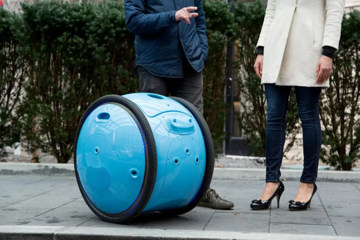 Piaggio Gita, il drone che sostituisce il trolley (2)