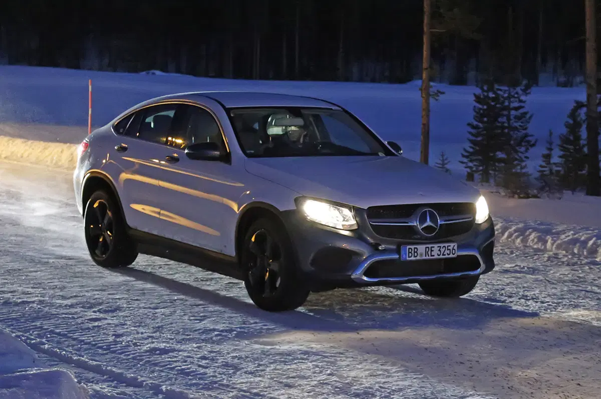 Mercedes: primi test su piattaforma elettrica EVA (5)