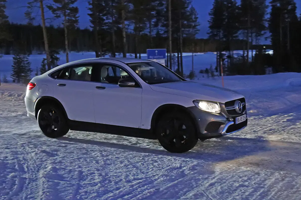 Mercedes: primi test su piattaforma elettrica EVA (6)