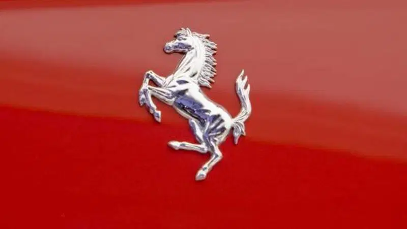 Ferrari, utili in crescita del 38% nel 2016