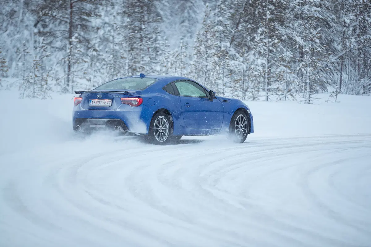 Subaru BRZ restyling MY2017, la vita di traverso [Video Primo Test] (12)