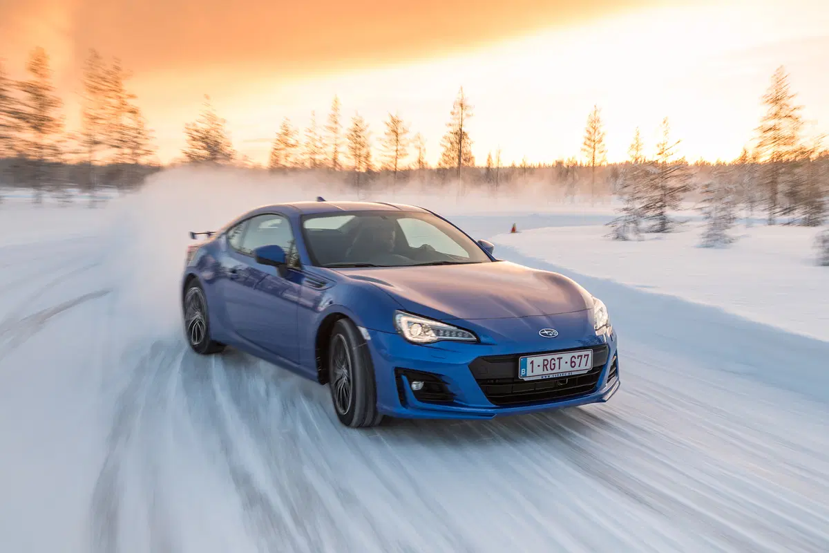 Subaru BRZ restyling MY2017, la vita di traverso [Video Primo Test] (2)