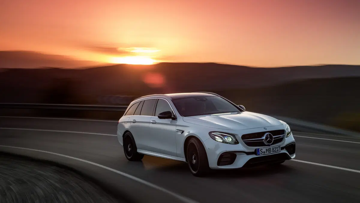 Mercedes-AMG E 63 SW 4Matic+, debutto a Ginevra (7)