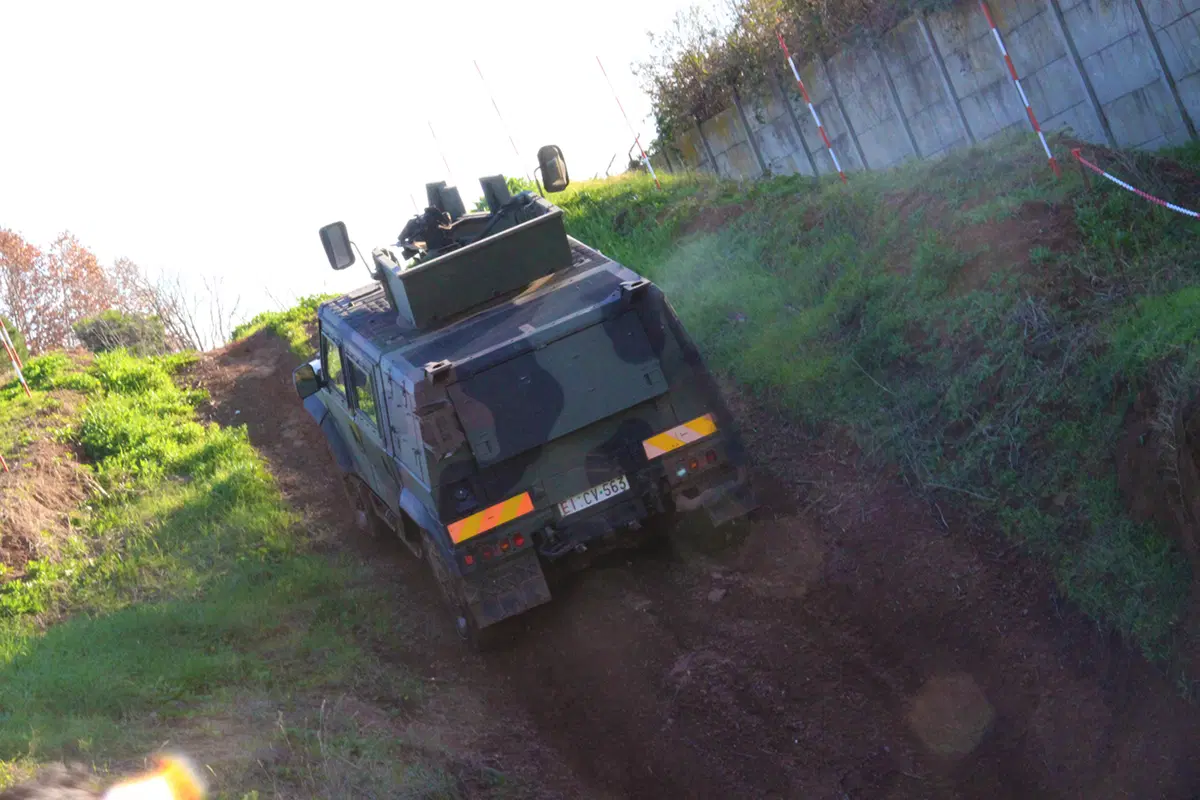 Iveco Lince LMV, com'è fatto e come va "l'Hummer" dell'Esercito Italiano (2)