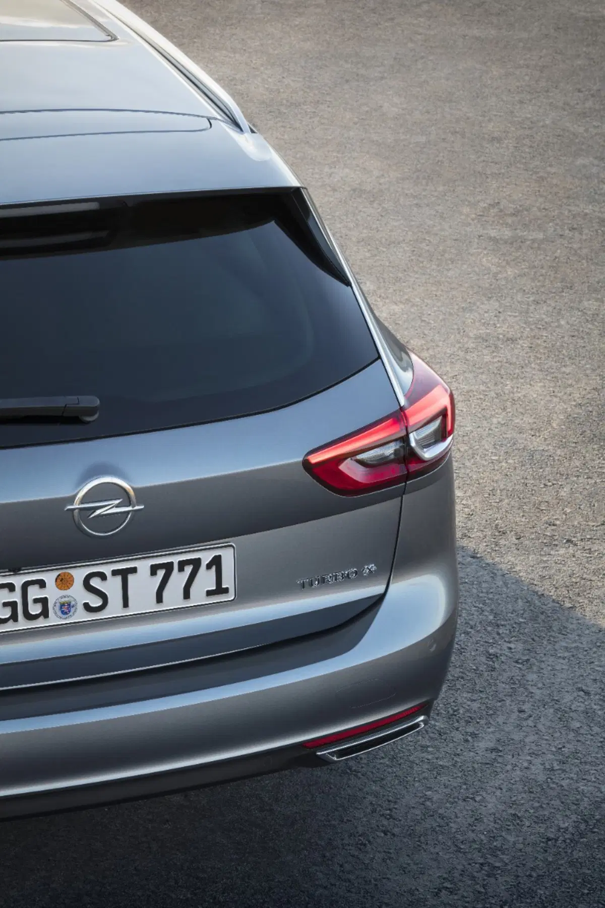 Opel Insignia Sports Tourer, ecco la seconda generazione della wagon (9)