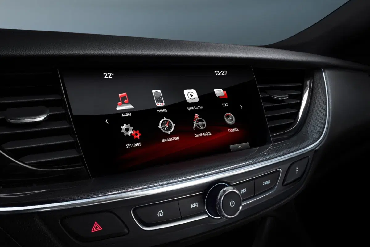 Opel Insignia Sports Tourer, ecco la seconda generazione della wagon (12)
