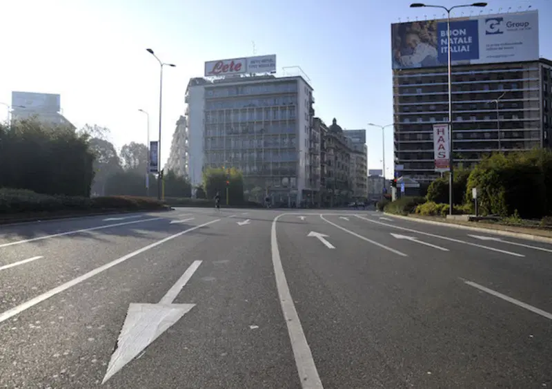 Milano, blocco del traffico sospeso: migliora la qualit&agrave; dell'aria