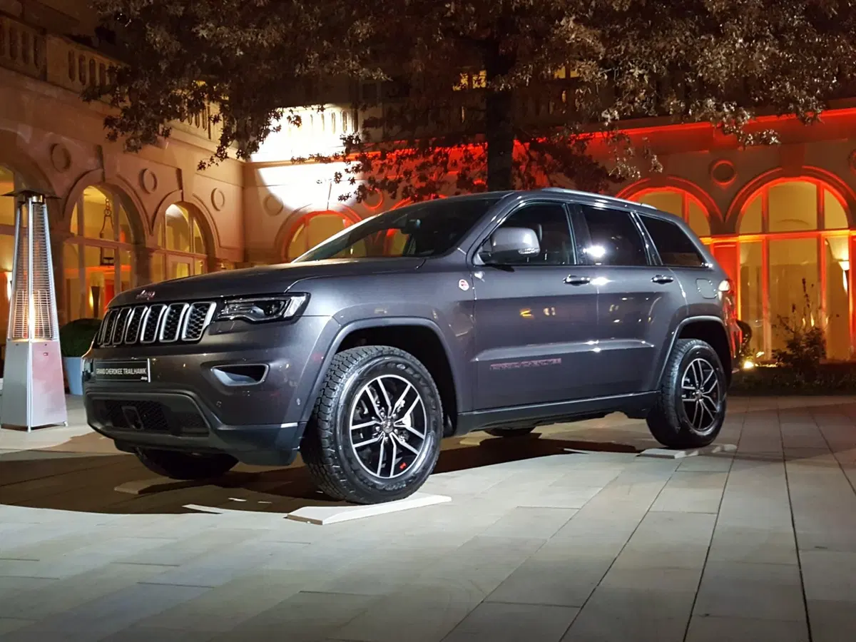 Jeep Grand Cherokee 2017, una e trina [video primo test] (2)