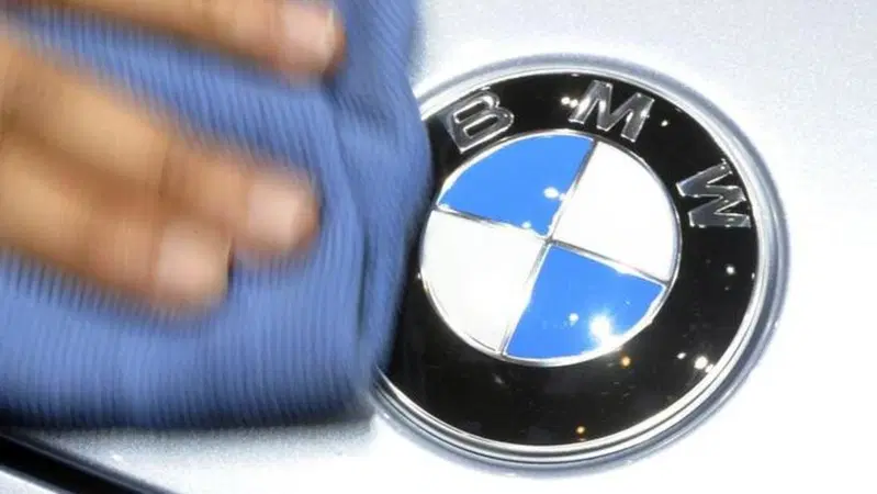BMW, maxi risarcimento per perdite d'acqua nel baule
