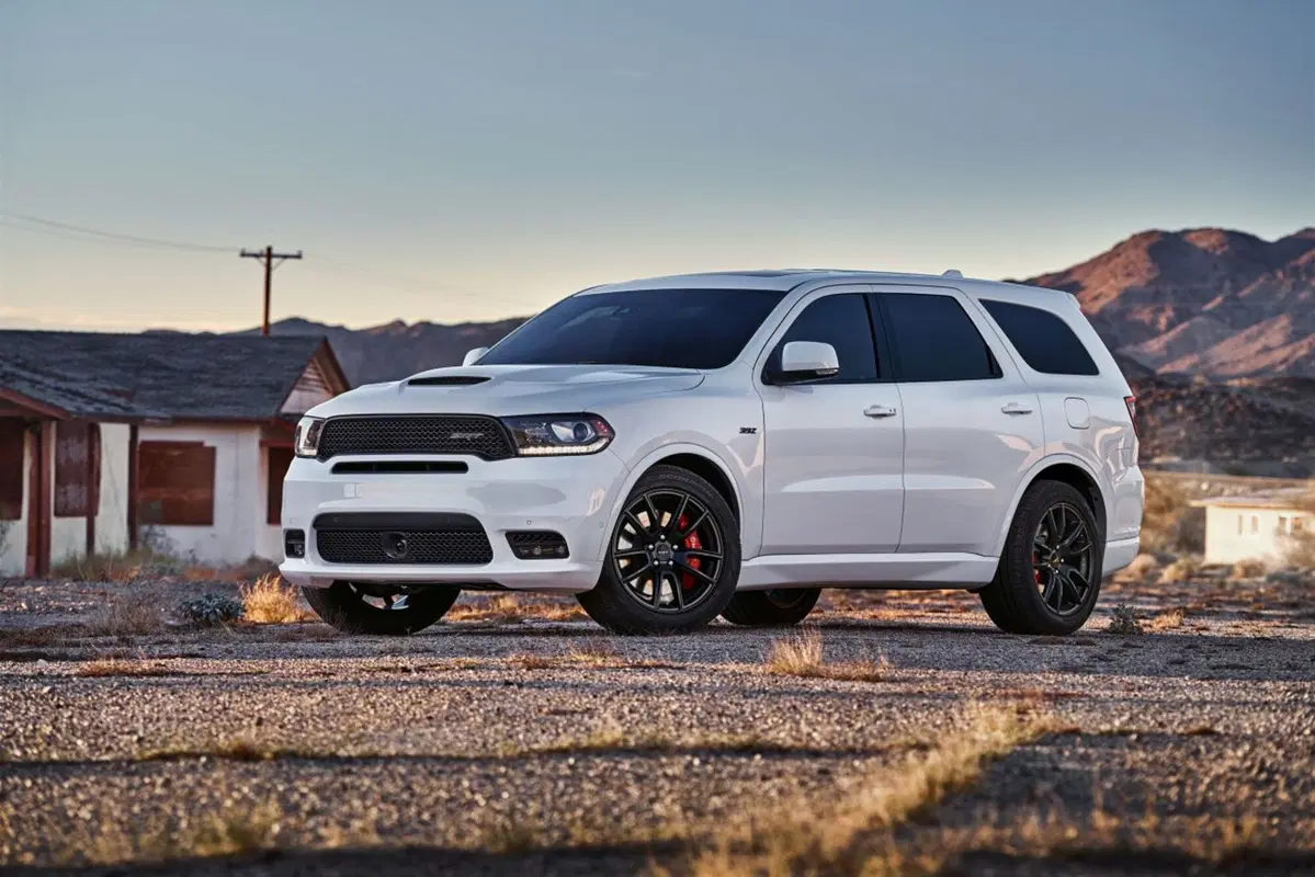 Dodge Durango SRT, imprendibile sul quarto di miglio