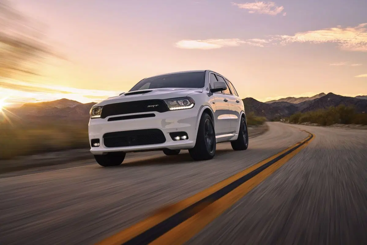 Dodge Durango SRT, imprendibile sul quarto di miglio (9)