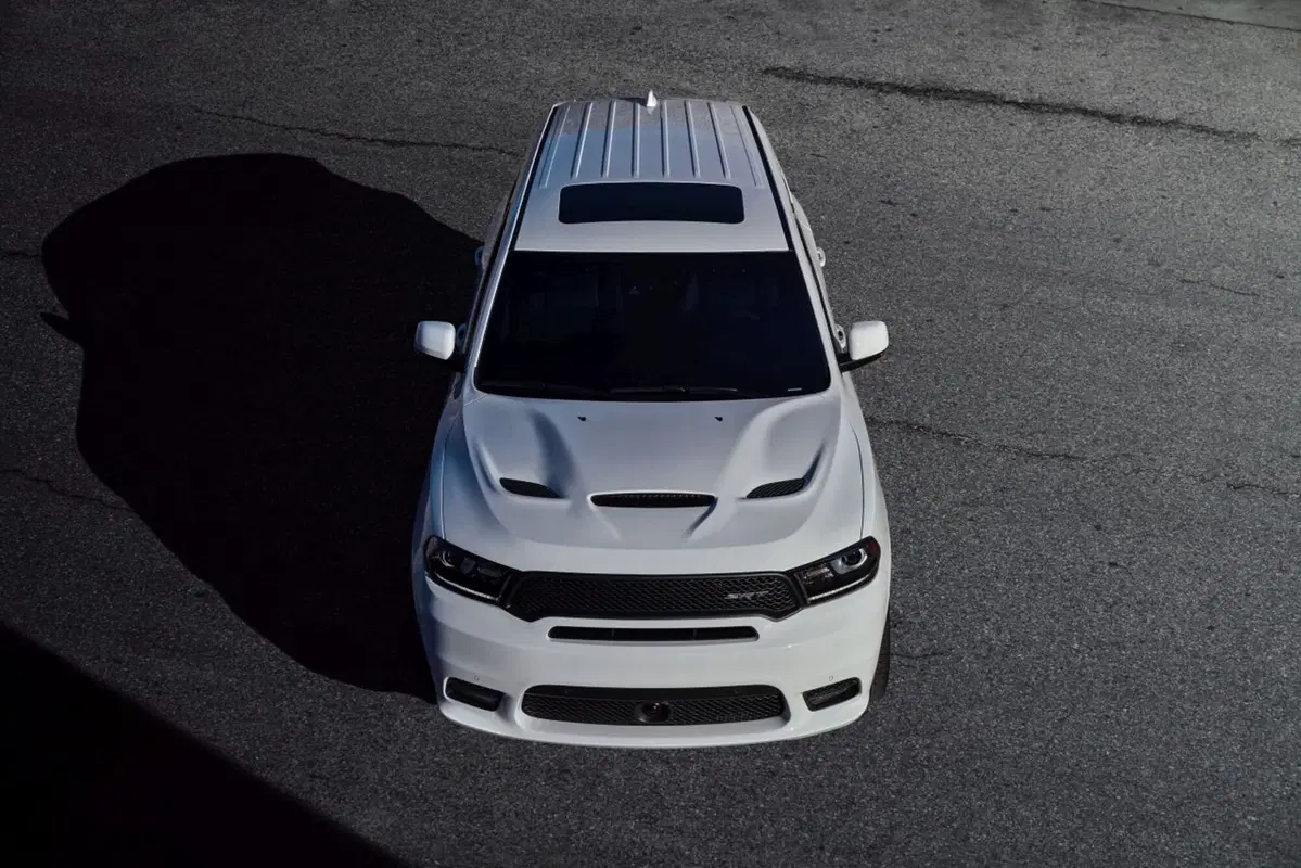 Dodge Durango SRT, imprendibile sul quarto di miglio (14)