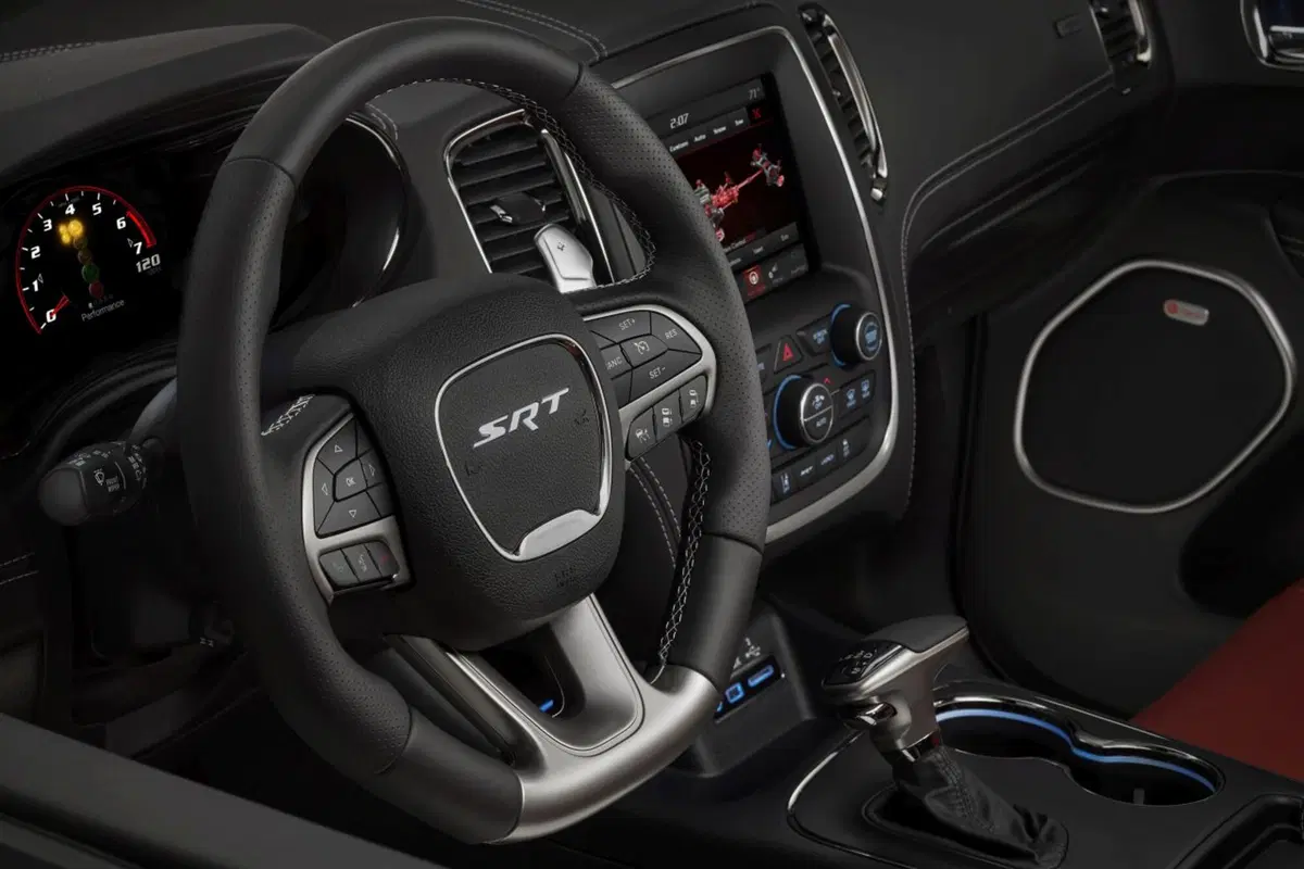 Dodge Durango SRT, imprendibile sul quarto di miglio (21)
