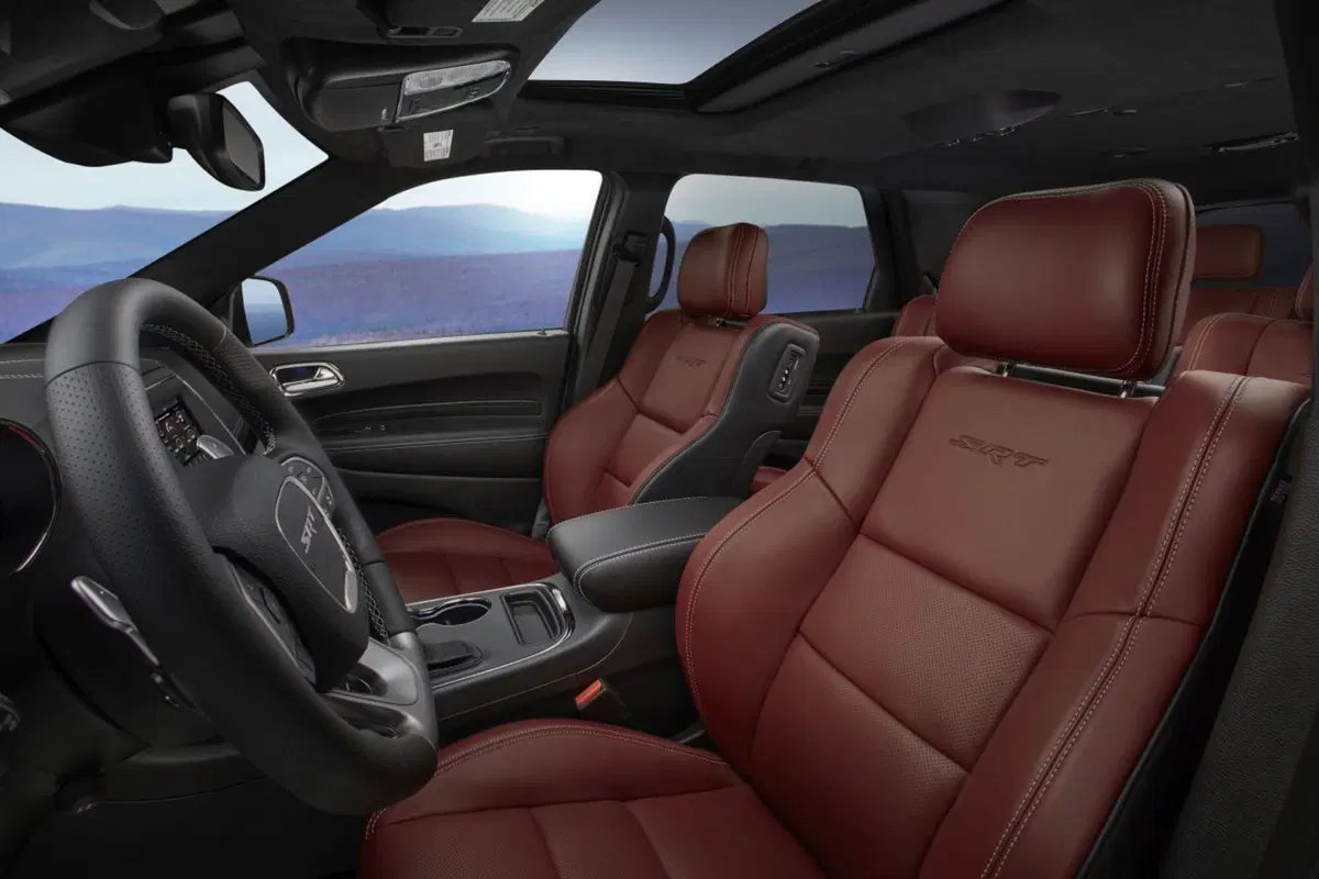Dodge Durango SRT, imprendibile sul quarto di miglio (23)