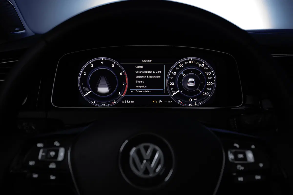 Volkswagen Golf restyling 2017: ecco come cambia [Video] (36)