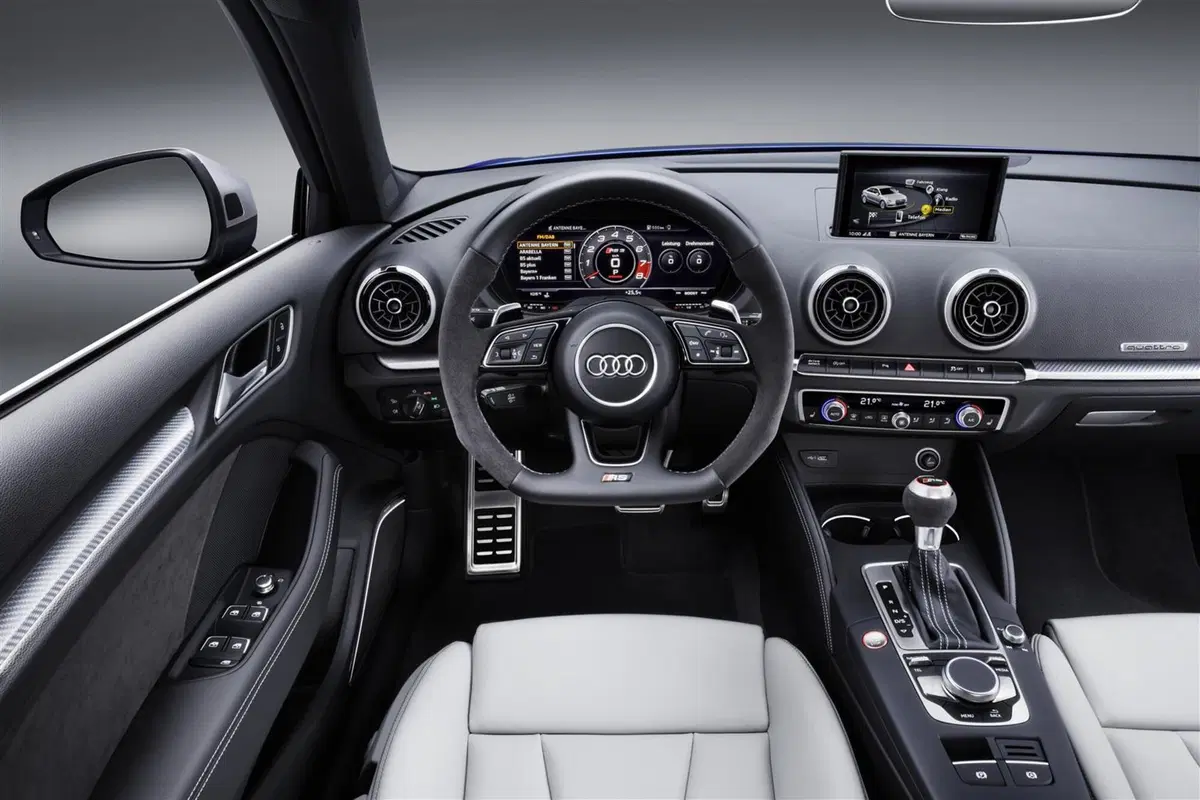 Audi RS3 Sportback restyling, ora ha 400 CV (15)