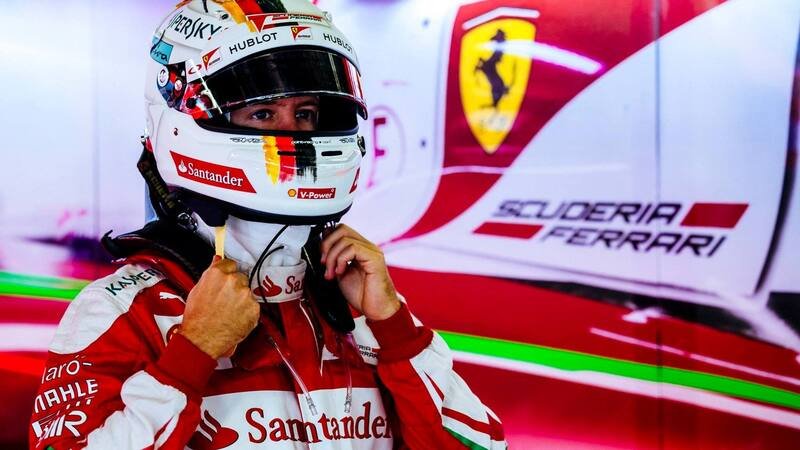 F1, Vettel fuori pista sul bagnato a Fiorano. Test Pirelli cancellato