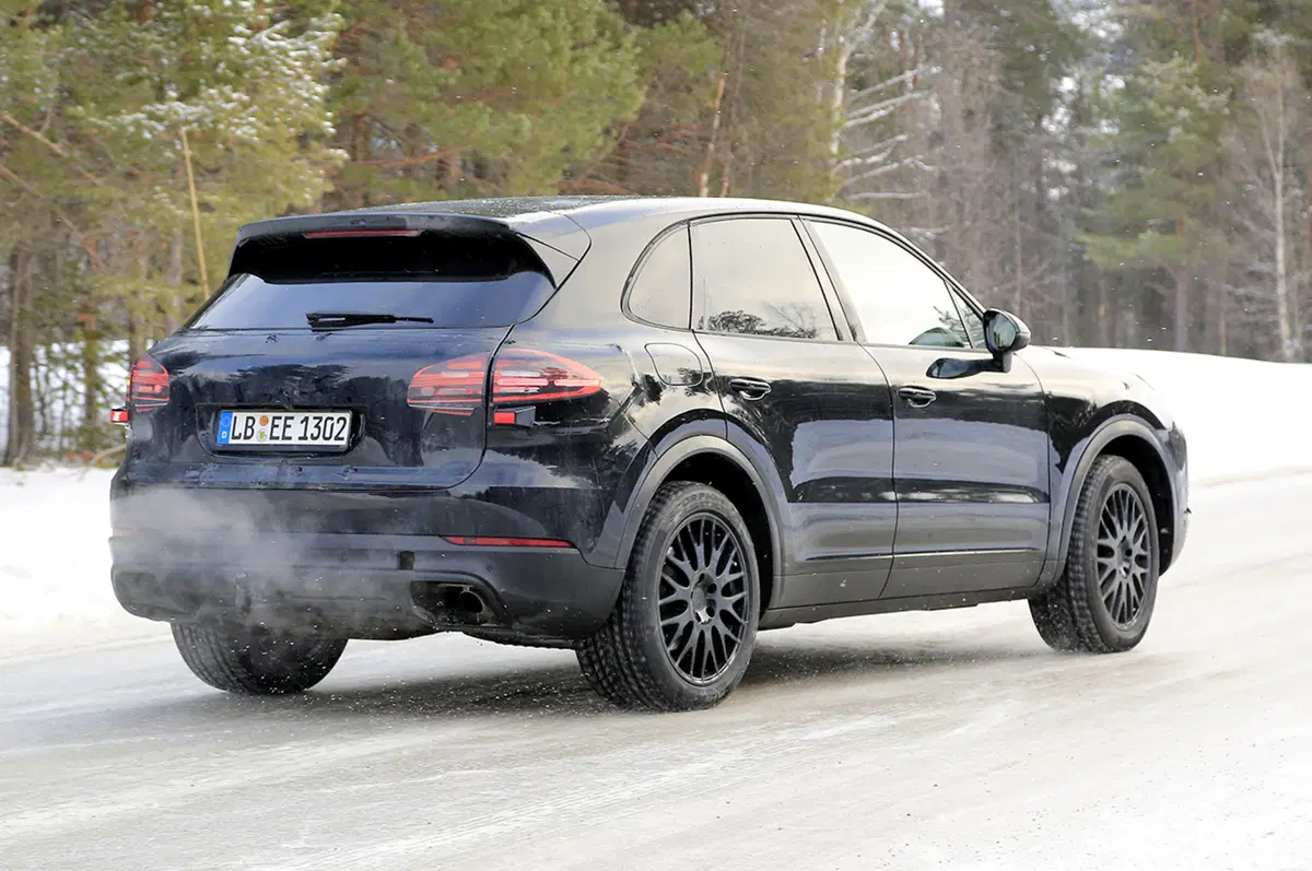 Nuova Porsche Cayenne 2017: le nostre foto spia (5)