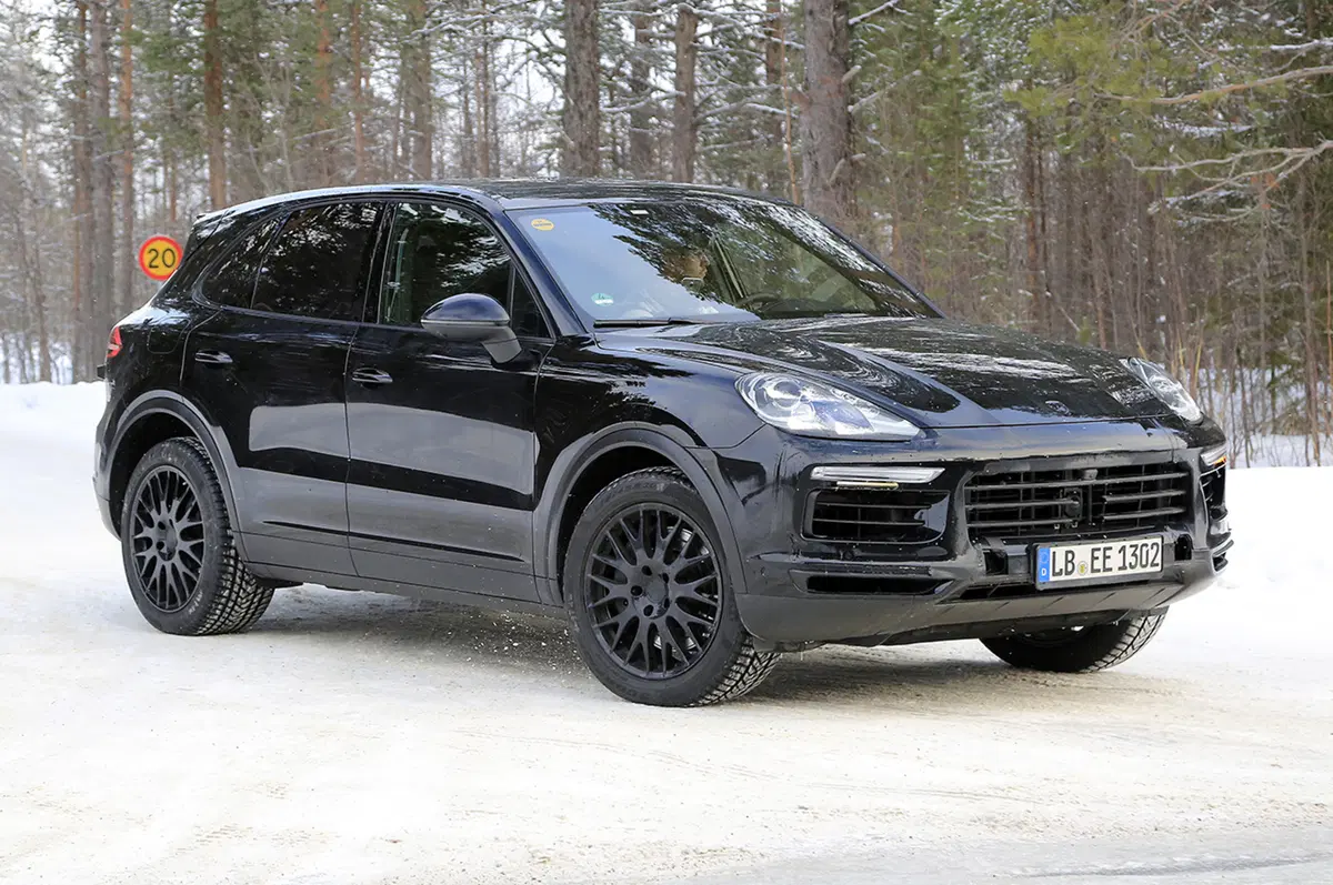 Nuova Porsche Cayenne 2017: le nostre foto spia (3)