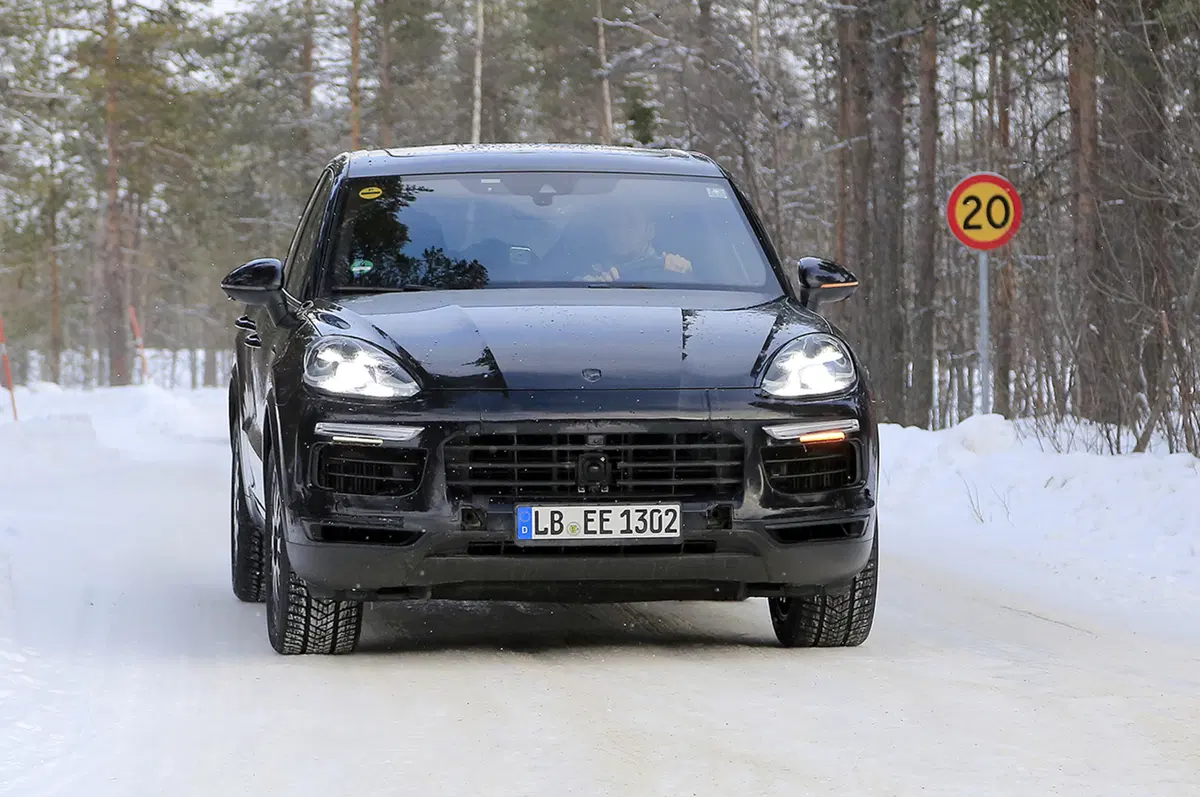 Nuova Porsche Cayenne 2017: le nostre foto spia