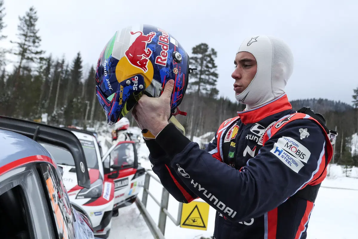 WRC17 Svezia. Sussurratelo: Thierry Neuville (Hyundai) (16)