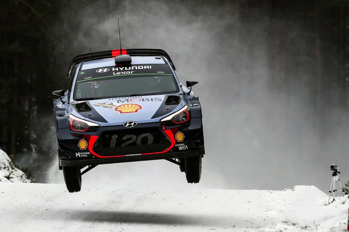 WRC17 Svezia. Sussurratelo: Thierry Neuville (Hyundai) (10)