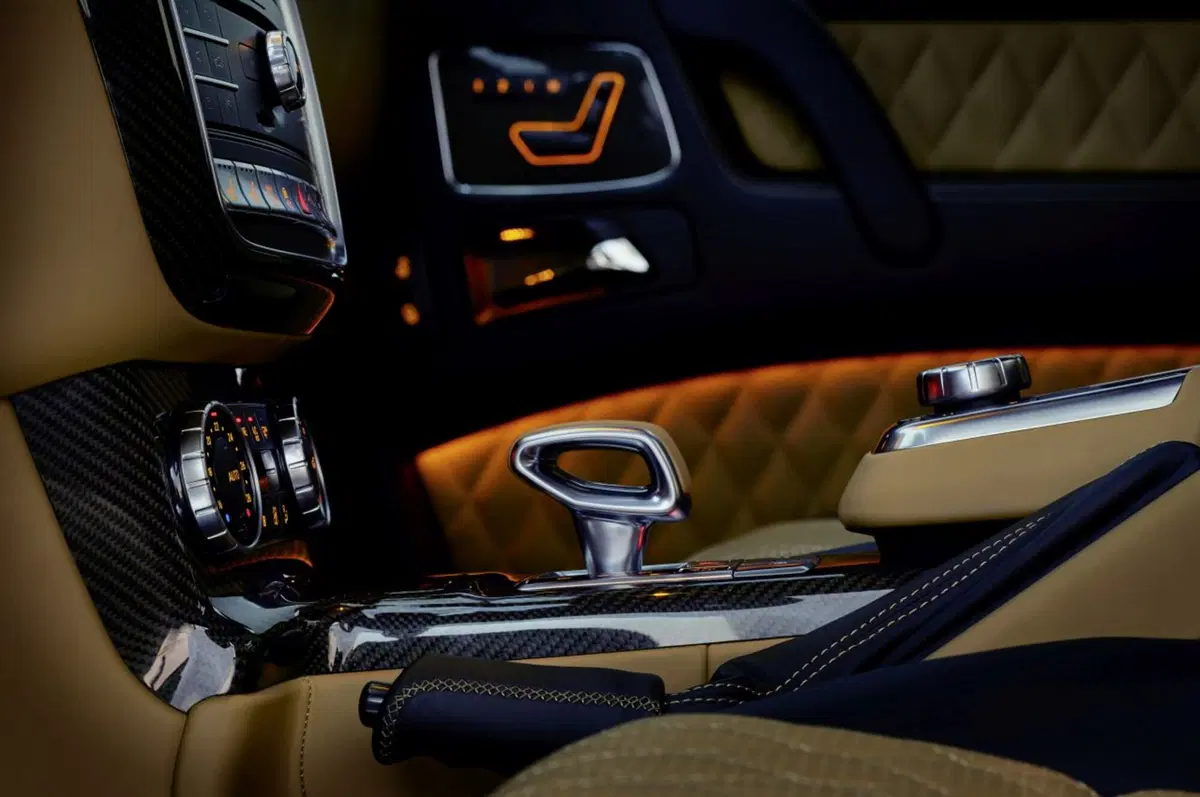 Mercedes-Maybach G 650 Landaulet, 4x4 per pochi (8)