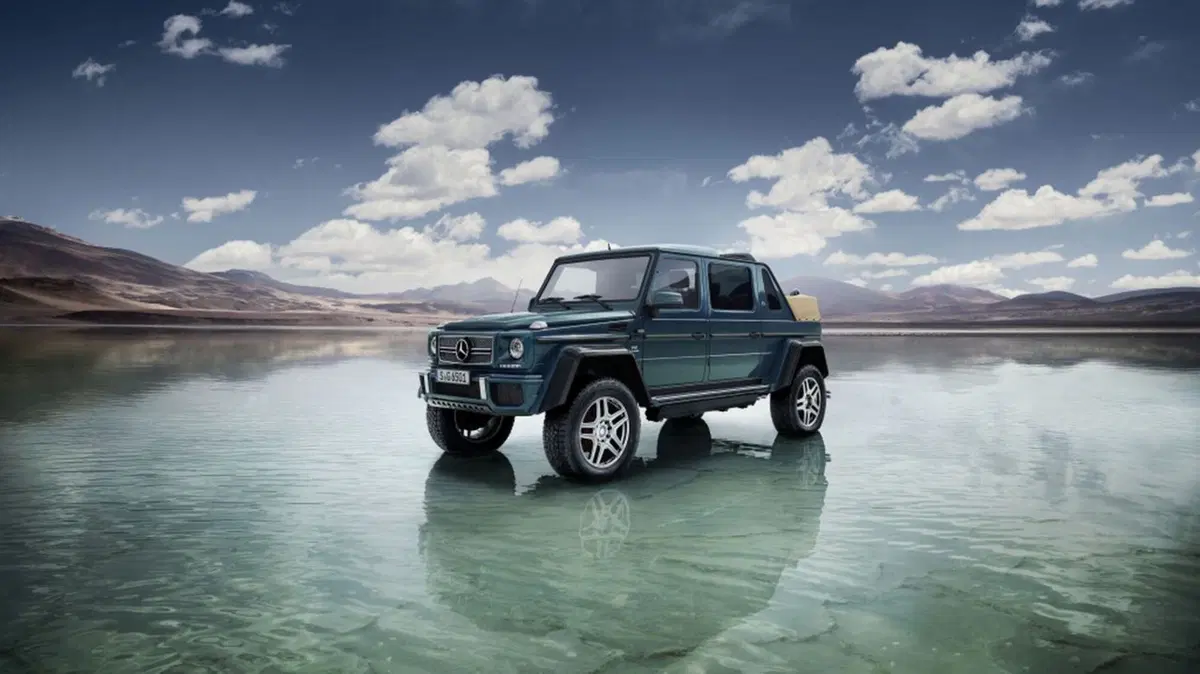 Mercedes-Maybach G 650 Landaulet, 4x4 per pochi (16)
