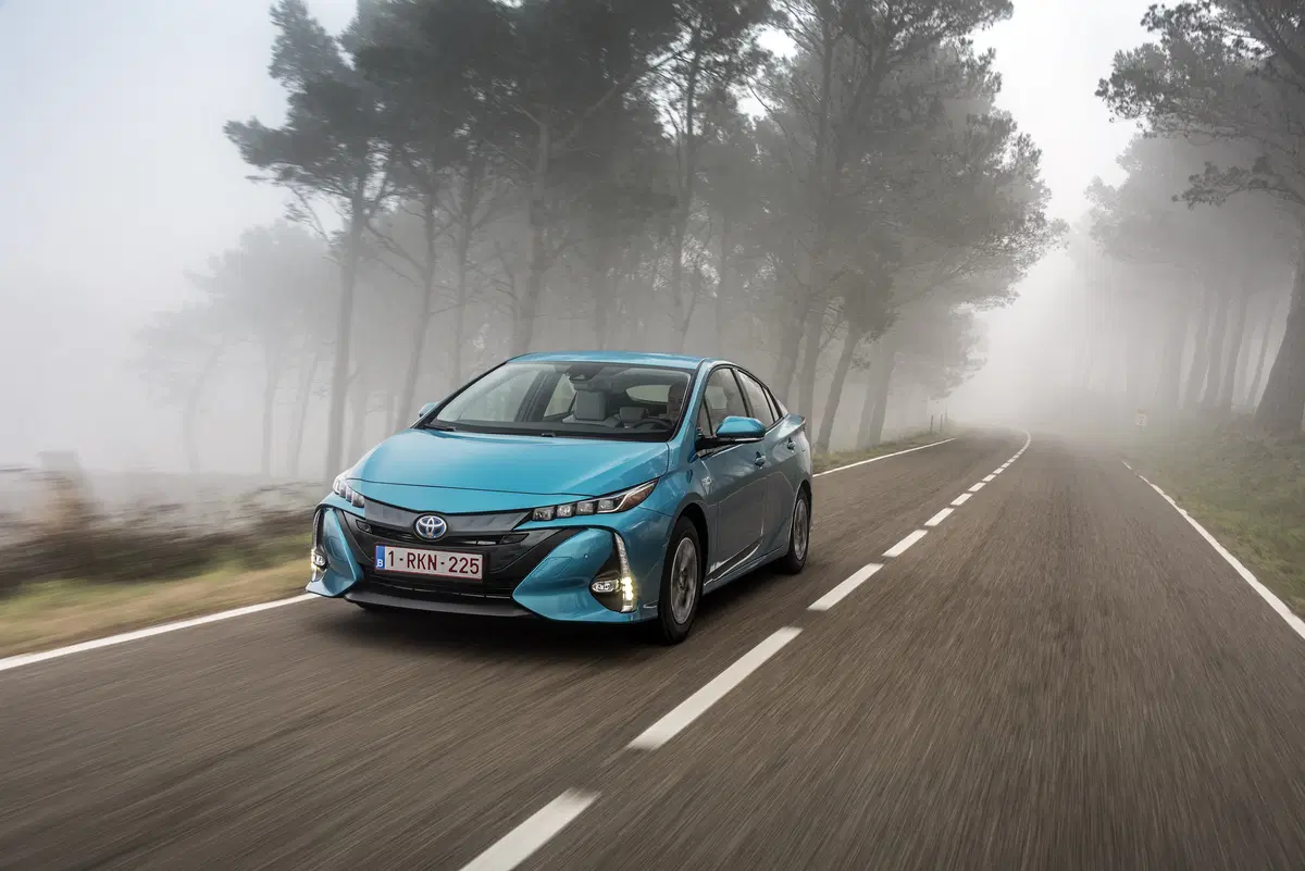 Toyota Prius Plug-in Hybrid [Video primo test] (2)