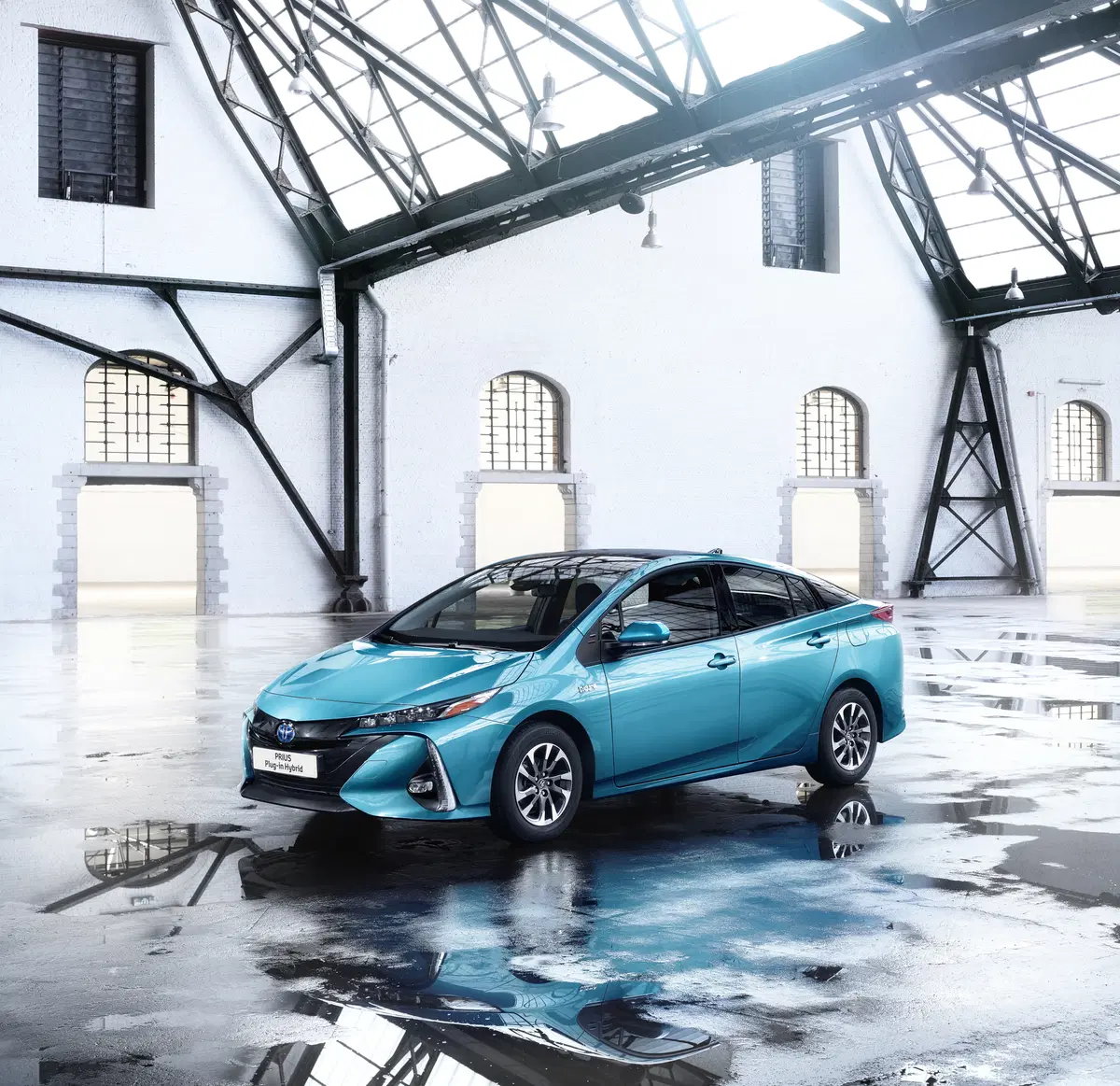 Toyota Prius Plug-in Hybrid [Video primo test] (19)