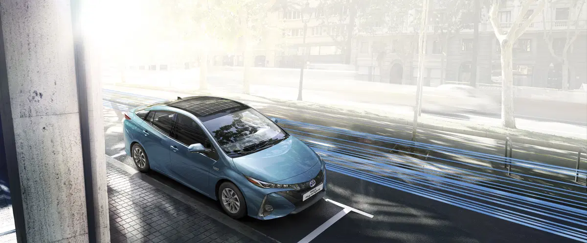 Toyota Prius Plug-in Hybrid [Video primo test] (22)