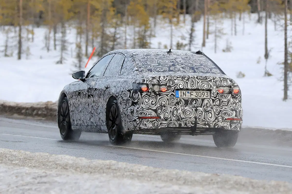 Nuova Audi A6 2018: foto dei prototipi in test