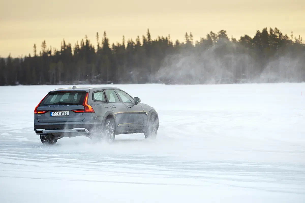Volvo V90 Cross Country: torna la “Regina delle Nevi” [Video Primo Test] (15)