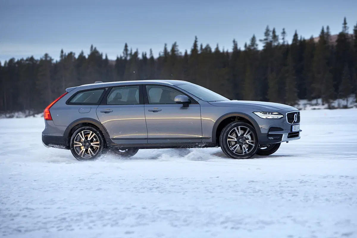 Volvo V90 Cross Country: torna la “Regina delle Nevi” [Video Primo Test] (16)