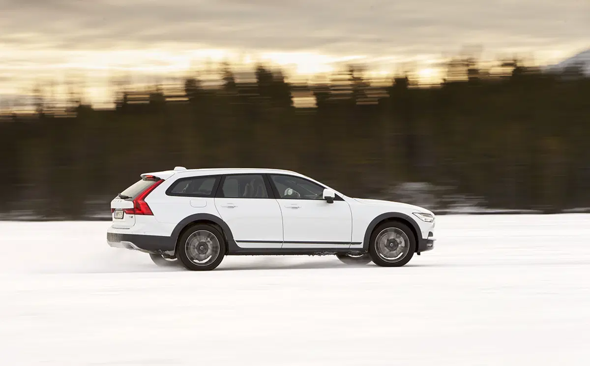 Volvo V90 Cross Country: torna la “Regina delle Nevi” [Video Primo Test] (23)