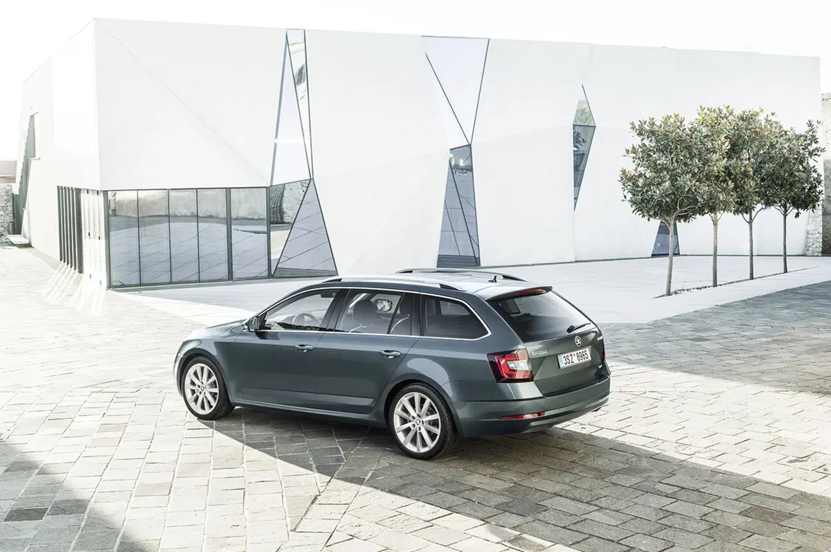 Skoda Octavia restyling 2017, alternativa intelligente [Video primo test] (11)