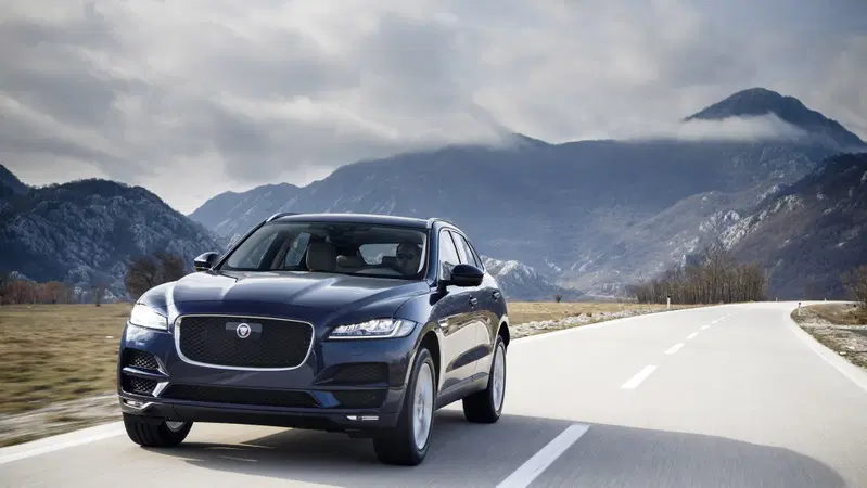 Jaguar F-Pace, XF e XE, ecco i MY 2018