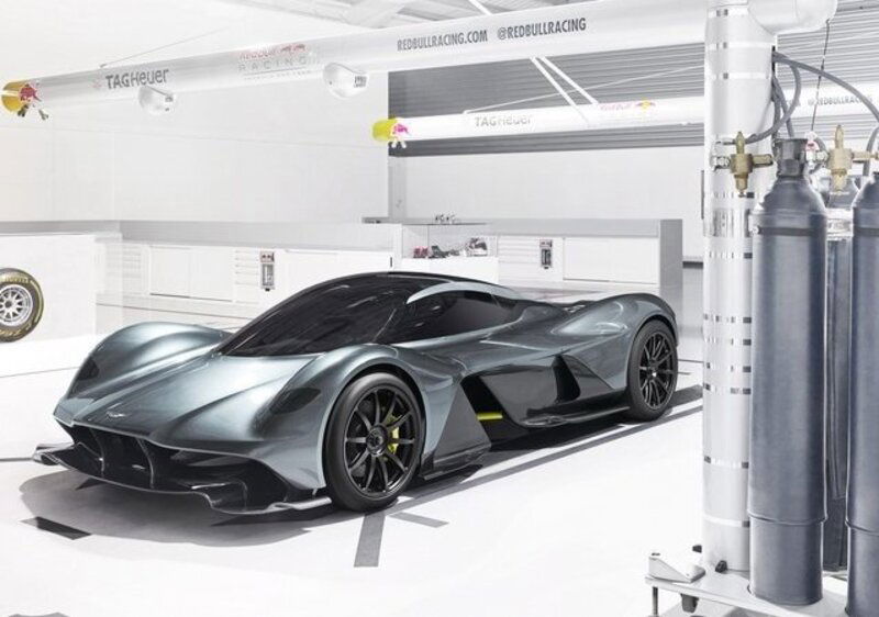 Aston Martin AM-RB 001: powertrain ibrido per l&#039;hypercar 