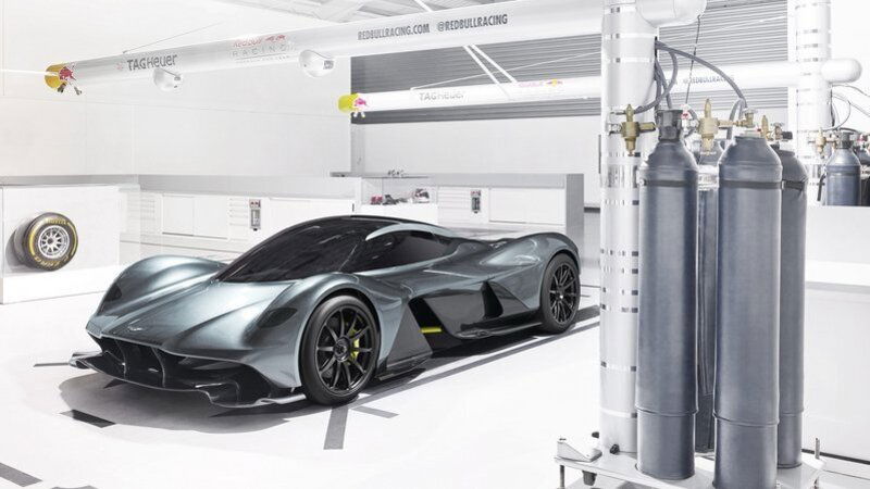 Aston Martin AM-RB 001: powertrain ibrido per l&#039;hypercar 