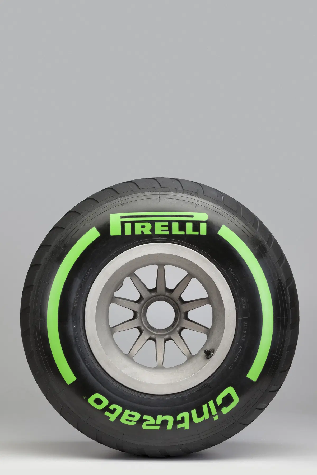 Formula 1: Mario Isola e i cambiamenti Pirelli per il 2017 (10)