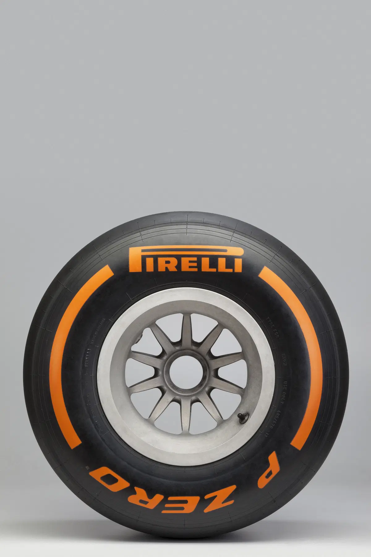 Formula 1: Mario Isola e i cambiamenti Pirelli per il 2017 (11)